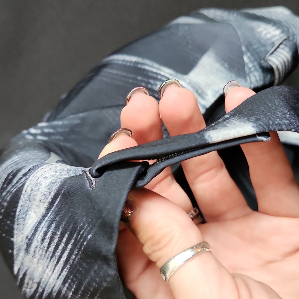 Brooks Running - Juno Black Adjustable Running Sp… - image 4